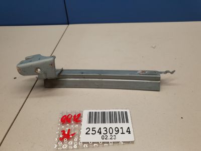 Направляющая стекла задней левой двери для Nissan Qashqai+2 JJ10 2008-2014