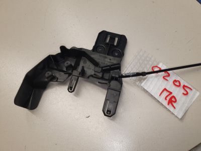 Кронштейн замка двери передний правый для Mercedes C-klasse W205 2014-