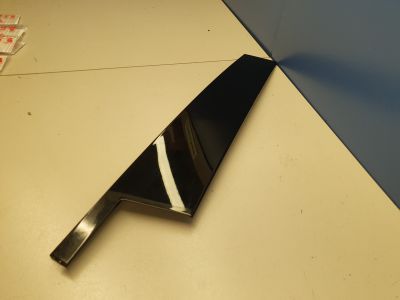 Накладка рамки двери передней левой для Mercedes GLC-klasse X253 2015-