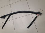 Уплотнитель стекла передней левой двери