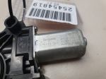 Моторчик стеклоподъёмника задний левый