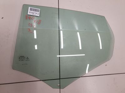 Стекло двери задней левой для Volvo V40 (V40 Cross Country) 2012-