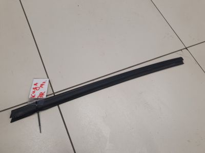 Накладка стекла задней правой двери для Ford Kuga 2012-2019