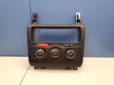 Блок управления климатической установкой для Citroen C4 2010-