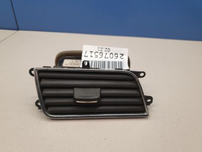 Дефлектор воздушный правый для Audi A8 S8 D4 2010-2017