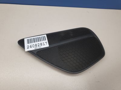 Решетка динамика задней правой двери для Audi A8 S8 D4 2010-2017