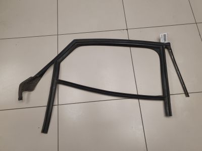 Уплотнитель стекла двери задний правый для Audi A8 S8 D4 2010-2017