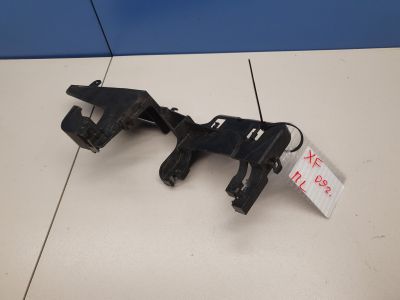 Кронштейн замка двери передний левый для Jaguar XF 2007-2015