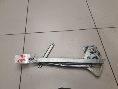 Стеклоподъемник передний правый для Toyota Yaris 2011-2017