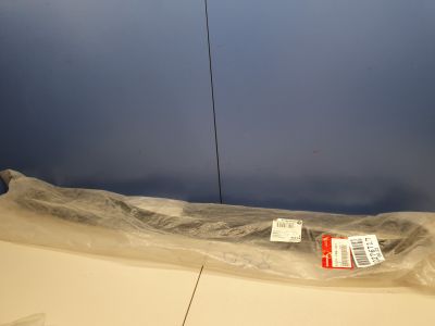 Уплотнитель стекла двери передней правый для Honda Civic 4D 2006-2012