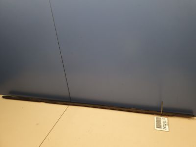 Молдинг стекла задней левой двери для Volkswagen Touran 2003-2010