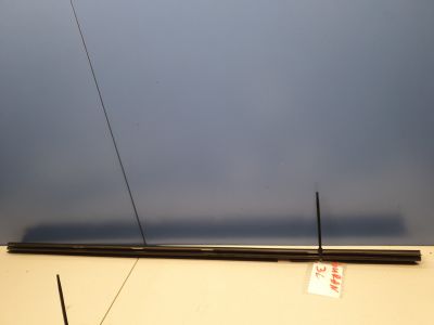 Накладка стекла задней левой двери для Volkswagen Touran 2003-2010