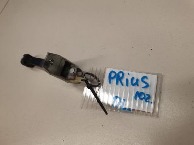 Ограничитель двери передней левой для Toyota Prius W30 2009-2015