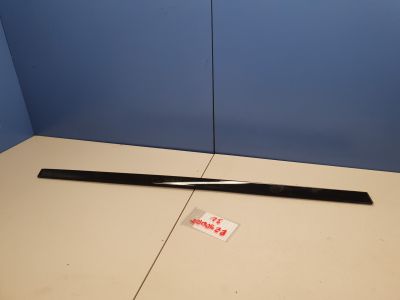 Молдинг рамки задней левой двери для Land Rover Range Rover 2012-