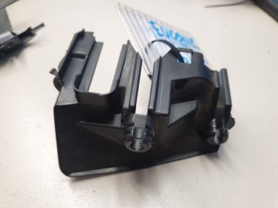 Защитный кожух замка передней правой двери для Jaguar I-PACE 2018-