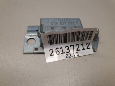 Кронштейн двери багажника левый для Audi A8 S8 D4 2010-2017