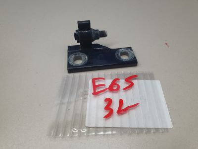 Петля двери задней левой верхняя для BMW 7 E65 E66 2001-2008