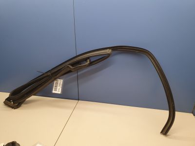 Уплотнитель стекла двери задний правый для Volkswagen Golf 6 2009-2013