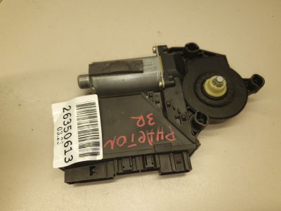 Моторчик стеклоподъёмника задний правый для Volkswagen Phaeton 2002-2016