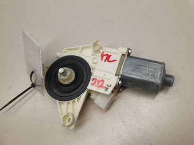 Моторчик стеклоподъёмника передний левый для Mercedes E-klasse W212 2009-2016