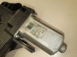 Моторчик стеклоподъёмника передний левый