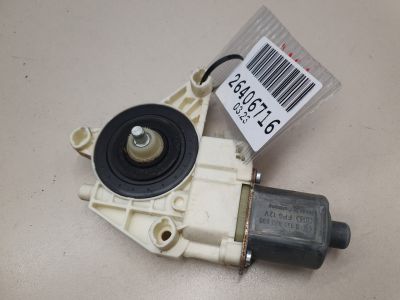 Моторчик стеклоподъёмника передний левый для Mercedes A-klasse W176 2012-2018