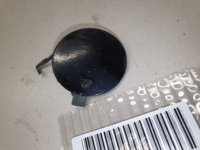 Заглушка переднего бампера буксировочного крюка для Hyundai Solaris 2010-2017