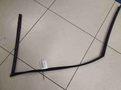 Уплотнитель стекла передней правой двери для BMW 7 F01 F02 2008-2015