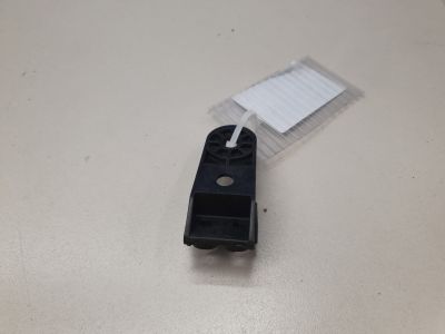 Кронштейн фары правый для Mitsubishi Pajero V8 V9 2006-