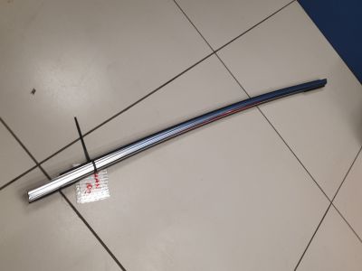 Молдинг стекла задней правой двери для Volkswagen Tiguan 2007-2016