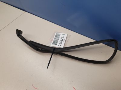 Уплотнитель передней правой двери для BMW 7 F01 F02 2008-2015
