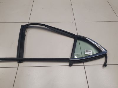 Стекло двери задней левой для Citroen C4 2010-