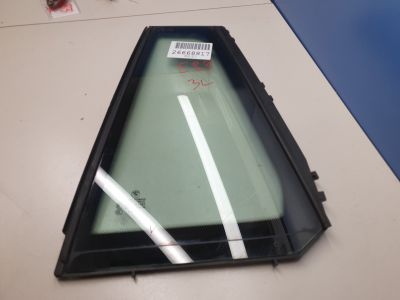 Стекло двери задней левой для BMW X3 E83 2003-2010