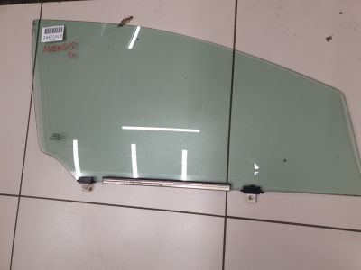 Стекло двери передней правой для Toyota Avensis T27 2008-2018
