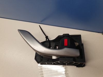 Ручка двери внутренняя правая для Mazda 3 BM 2013-2018