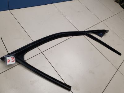 Уплотнитель стекла передней правой двери для Mercedes GLC-klasse X253 2015-