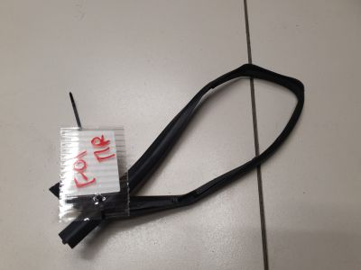 Уплотнитель двери передней правой для BMW 7 F01 F02 2008-2015