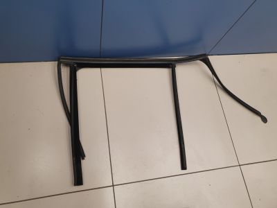 Уплотнитель стекла двери задний левый для Mercedes GLK-klasse X204 2008-2015