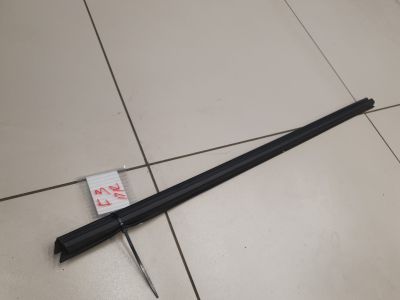 Накладка стекла передней правой двери для Ford Focus 3 2011-2019