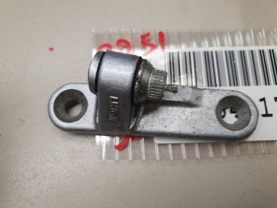 Петля двери задней левой нижняя для Mercedes R-klasse W251 2005-2017