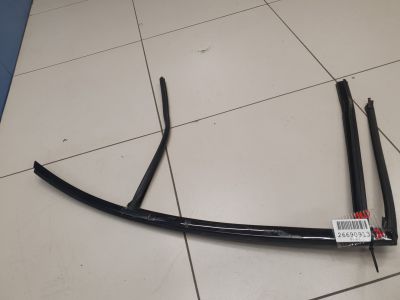 Уплотнитель стекла двери задний левый для BMW 3 G20 2019-