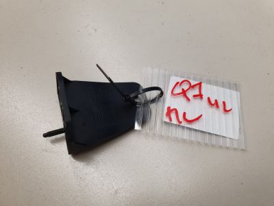 Кронштейн обшивки двери передней левой для Audi Q7 4L 2005-2015