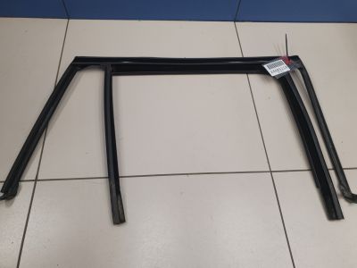 Уплотнитель стекла двери задний правый для Mercedes GLC-klasse X253 2015-