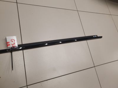 Молдинг стекла задней правой двери для BMW 6 G32 Grand Coupe 2017-