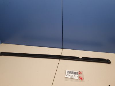 Накладка стекла задней правой двери для Volkswagen Golf 8 2020-