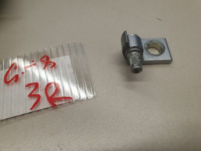 Петля двери задней правой нижняя для Volkswagen Golf 8 2020-