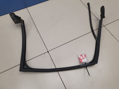 Уплотнитель стекла двери задний правый для Audi A4 B7 2004-2008