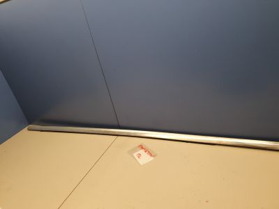 Молдинг стекла передней левой двери для Volkswagen Phaeton 2002-2016