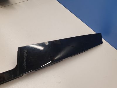 Накладка рамки двери передней правой для Volkswagen Golf 8 2020-