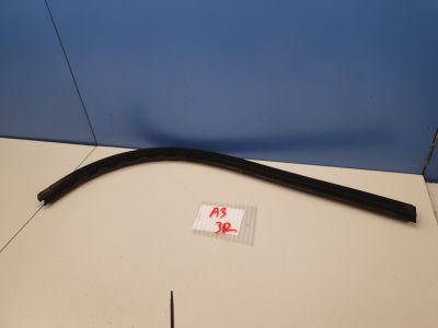 Накладка стекла задней правой двери для Audi A3 8P 2003-2013